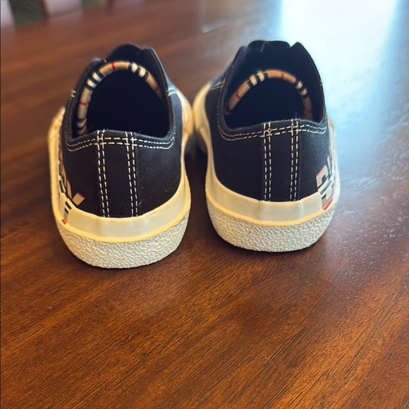 Burberry Black and White Slip-On Sneakers - Picture 3 of 7